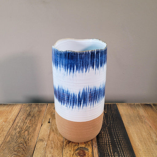 Blau Weiße Vase im Batiklook-Vase-Vintage Kontor-Vintage Kontor