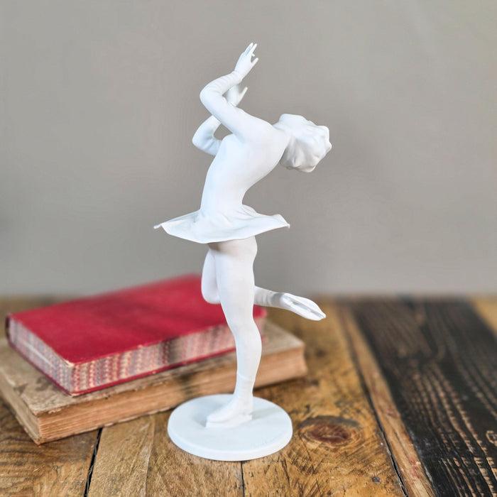 Eiskunstläuferin AK Kaiser, Denise Biellmann-Figuren, Skulpturen & Statuen-Vintage Kontor-Vintage Kontor
