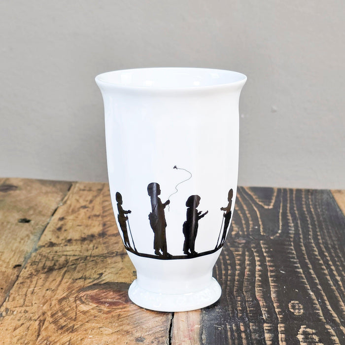 Rosenthal Maria Kaffeebecher oder Kakaobecher mit Scherenschnitt.-Vintage Kontor-Vintage Kontor